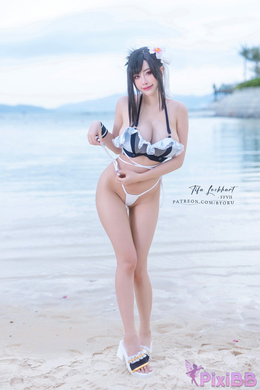 Coser Byoru Tifa FF7r Bikini PixiBB.COM 009