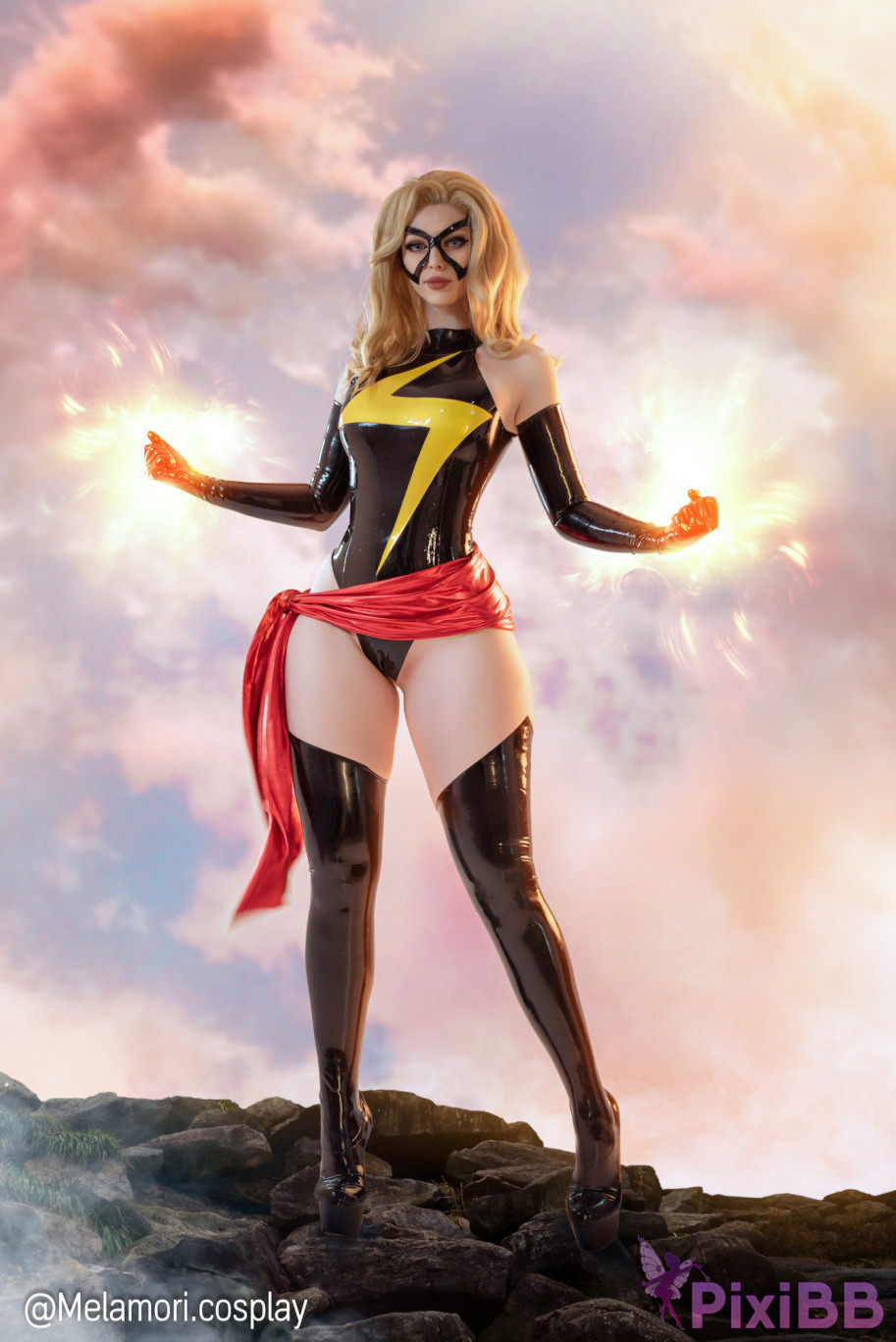 Lady Melamori Ms Marvel Captain Marvel PixiBB.COM 010