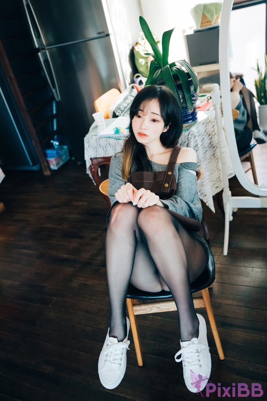 Loozy Bambi Cafe Alba PixiBB.COM 045