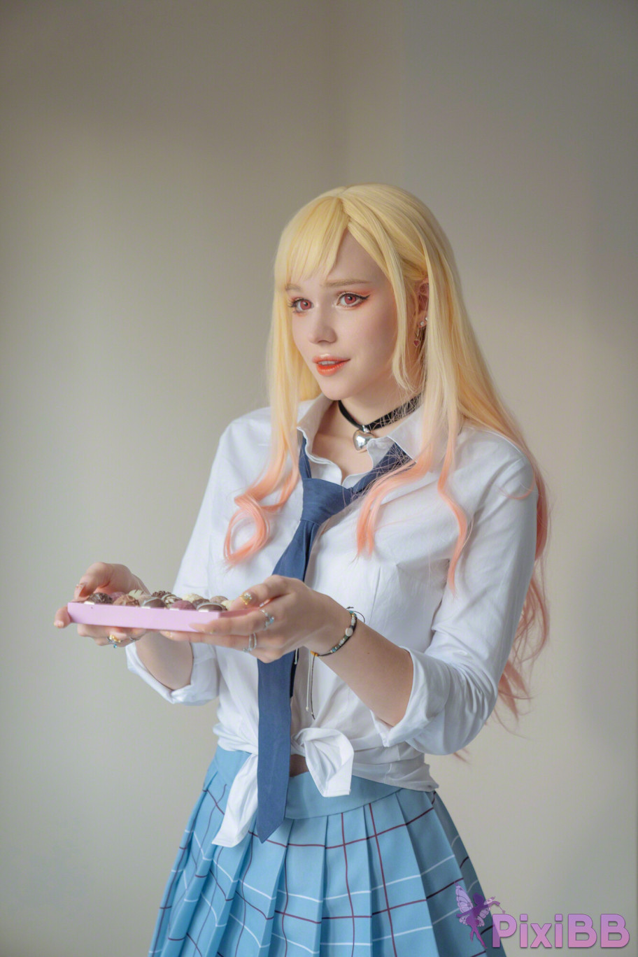 Shirogane sama Marin Kitagawa Set 2 Sono Bisque Doll wa Koi wo Suru PixiBB.COM 023