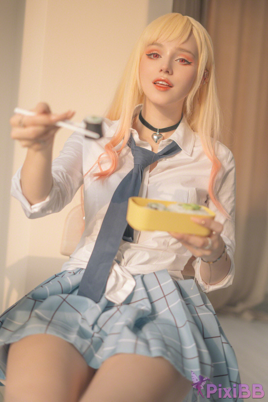 Shirogane sama Marin Kitagawa Set 2 Sono Bisque Doll wa Koi wo Suru PixiBB.COM 026