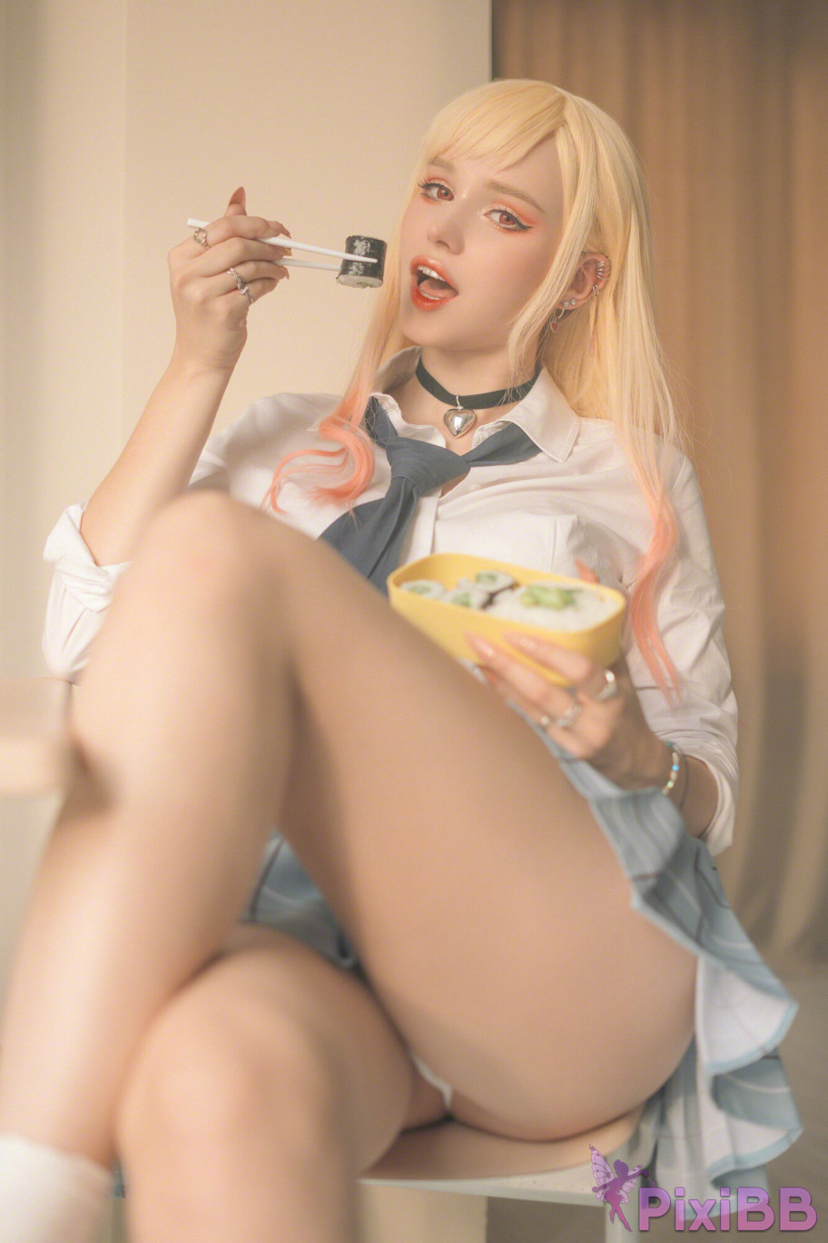 Shirogane sama Marin Kitagawa Set 2 Sono Bisque Doll wa Koi wo Suru PixiBB.COM 027