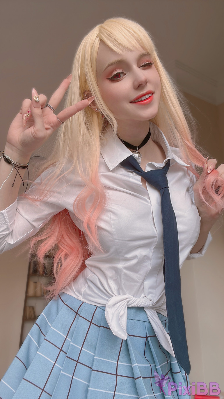 Shirogane sama Marin Kitagawa Set 2 Sono Bisque Doll wa Koi wo Suru PixiBB.COM 064